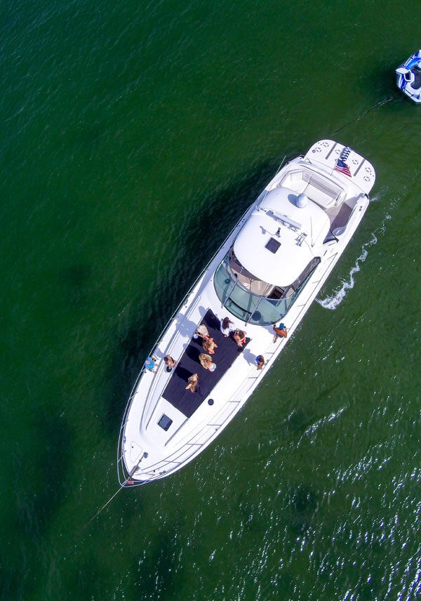 Nauti Buoyz - 60' SeaRay VIP Yacht Charter